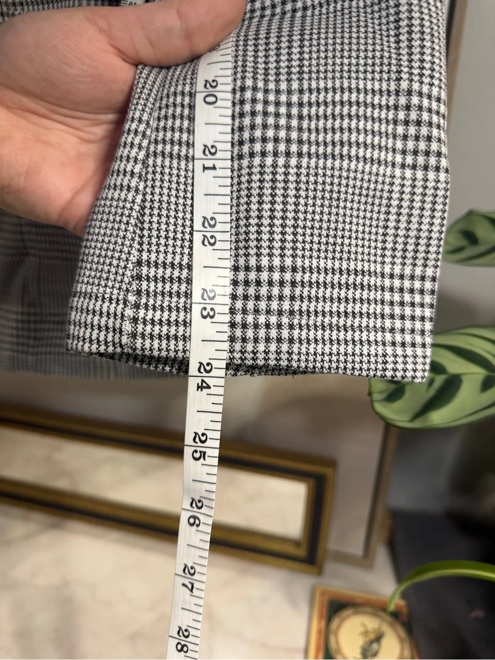 NWT Max Studio Men’s Grey Plaid Single-Button Blazer